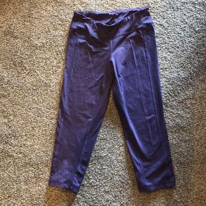 Old navy work out capris